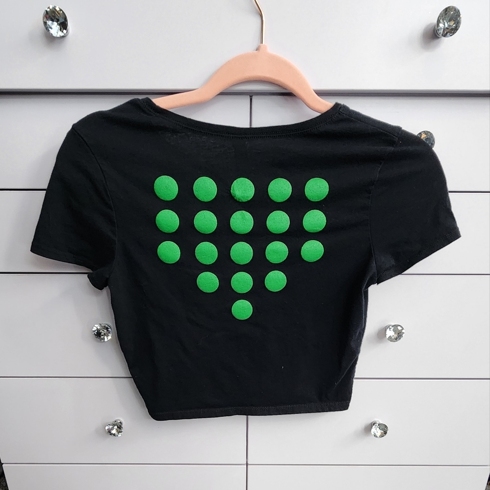 Black and Green Crop Down Philly Philadelphia Shirt Size XS/S